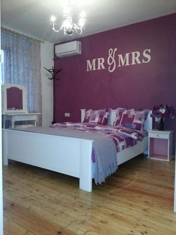 Florata Apartment Μπουργκάς Εξωτερικό φωτογραφία