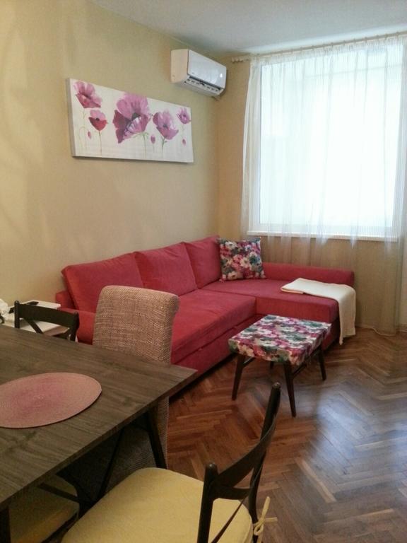 Florata Apartment Μπουργκάς Εξωτερικό φωτογραφία